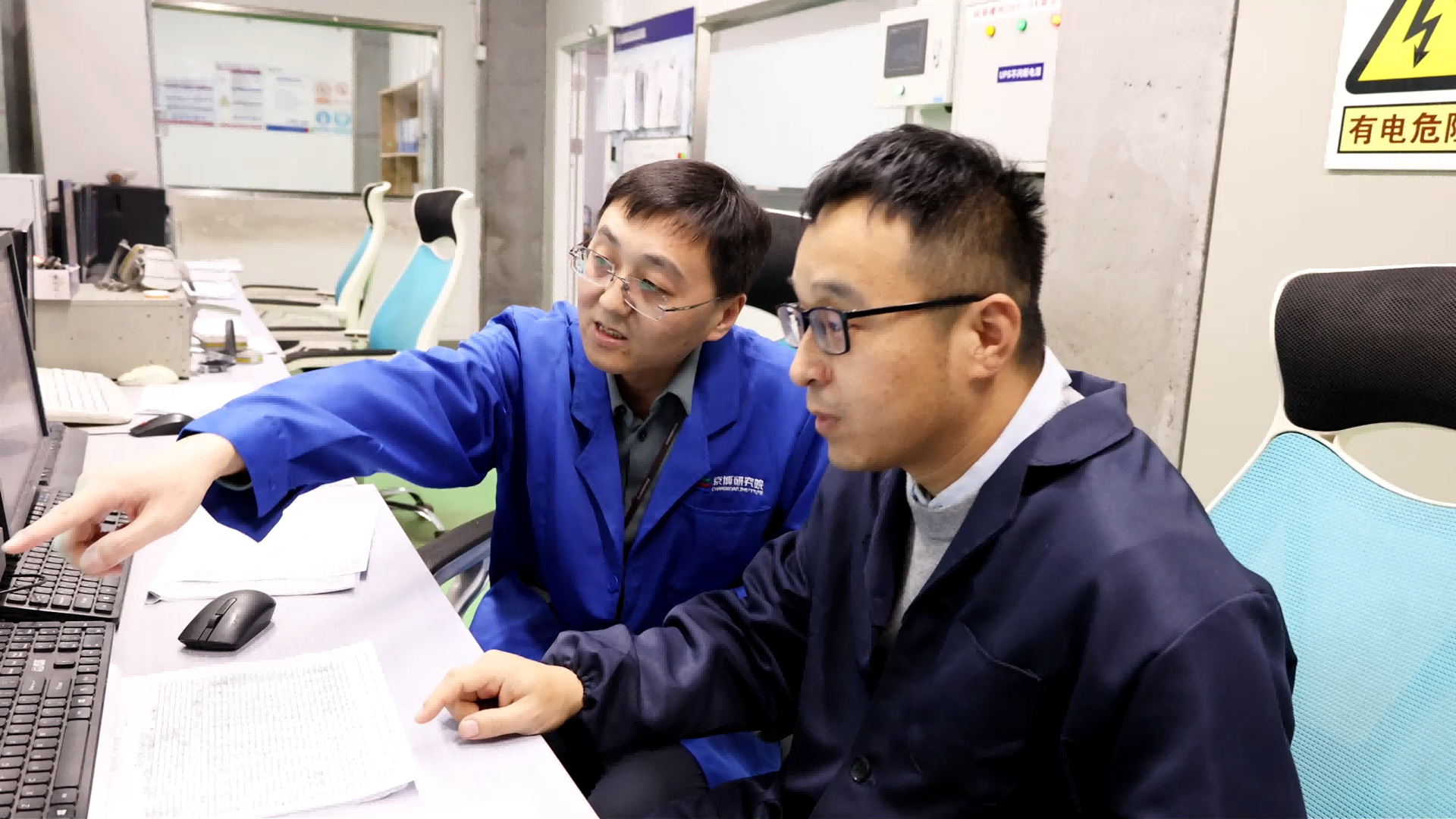 ����ѹ��1